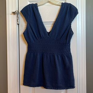 Laundry by Shelli Segal. Size L blue cap sleeve sweater tank